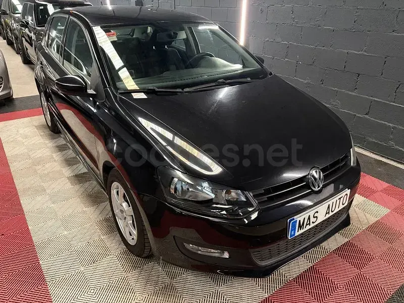 Usado VW Polo Advance 75 CV (55 kW) 2012 Negro Utilitario