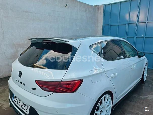 Usado Seat Leon FR 140 CV (102 kW) 2013 Blanco Berlina