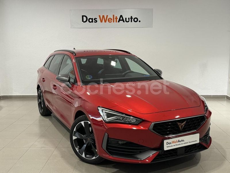 Rojo Usado 2024 Cupra Leon Familiar | 30.900 € (Precio justo) - Imagen 1/4