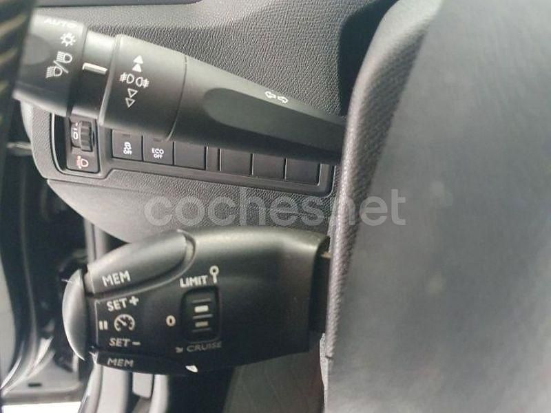 Usado Peugeot 308 Business-Line 100 CV (73 kW) 2015 Negro Berlina