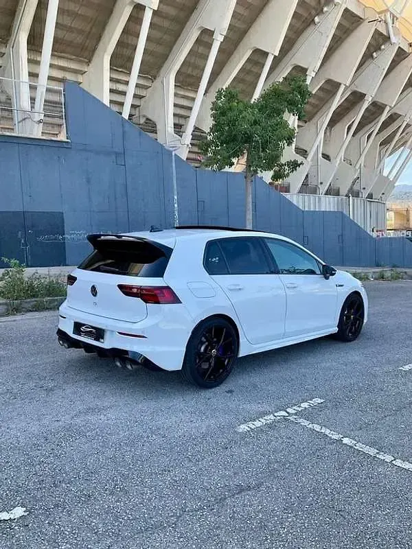 Usado VW Golf VIII R 320 CV (235 kW) 2022 Blanco Utilitario