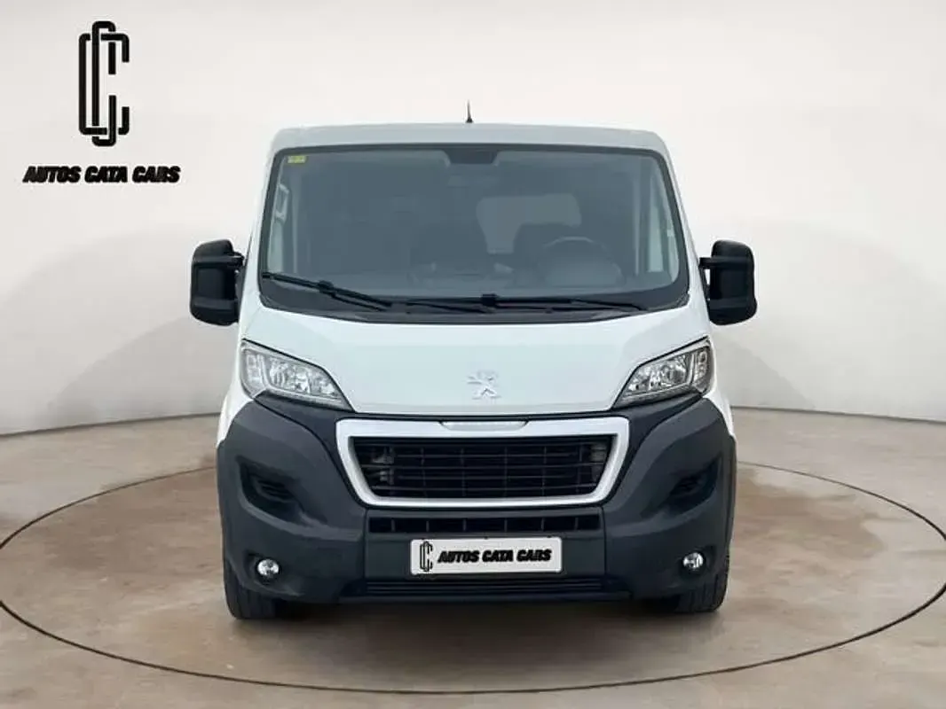 Usado Peugeot Boxer 140 CV (102 kW) 2019 Blanco Van