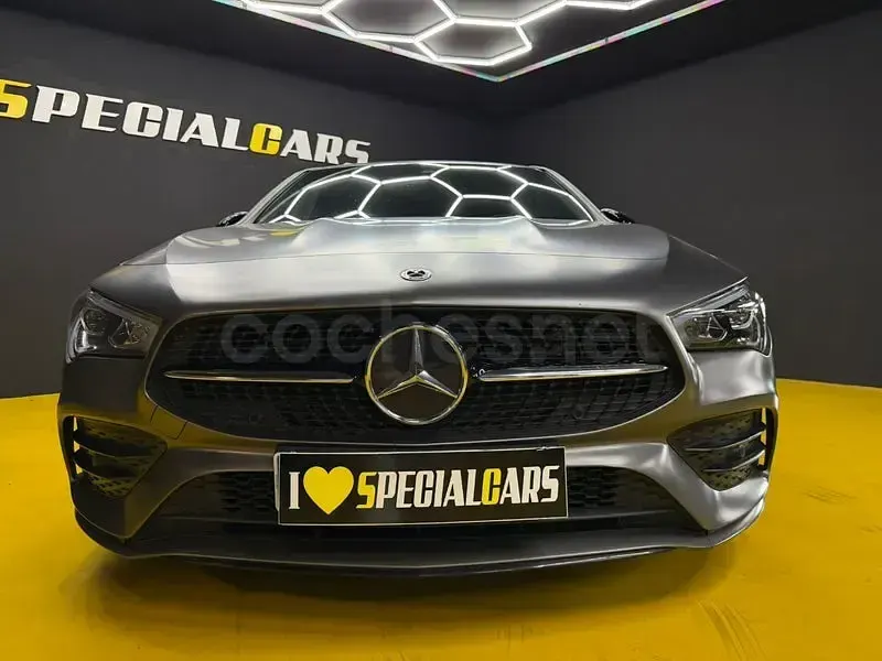 Occasion Mercedes CLA220 190 PK (139 kW) 2022 Grijs Sedan