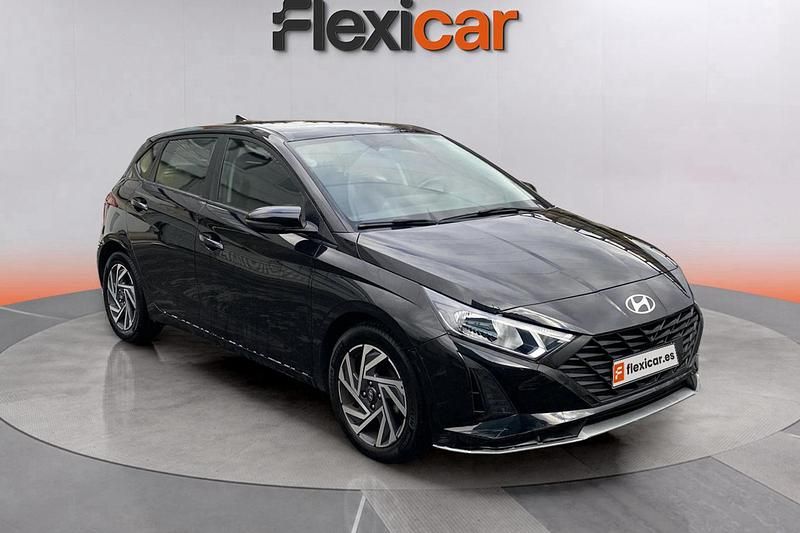 Negro Usado 2024 Hyundai i20 Berlina | 12.690 € (Super precio) - Imagen 1/4