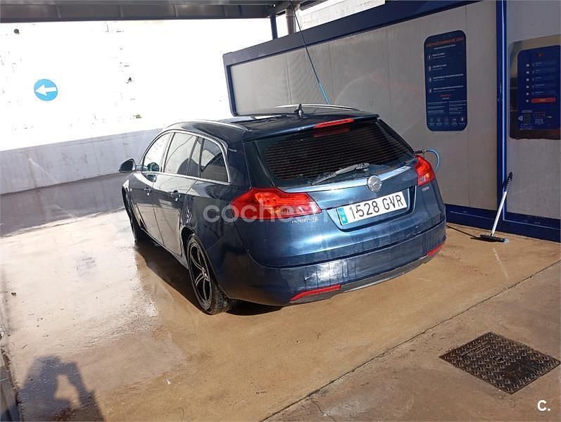 Usado Opel Insignia Sport 130 CV (95 kW) 2010 Azul Familiar