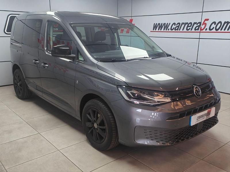 Usado VW Caddy 122 CV (89 kW) 2023 Gris Monovolumen