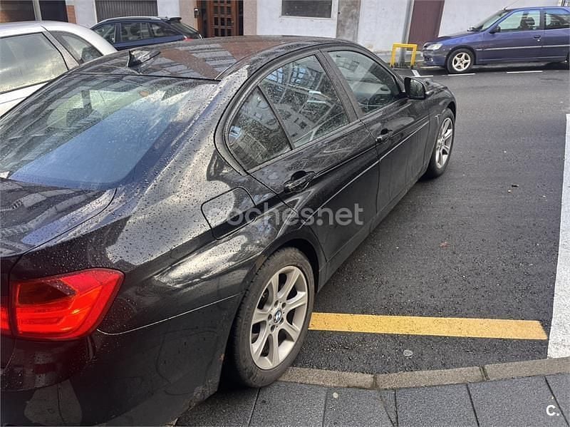 Negro Usado 2013 BMW 320 Berlina | 7000 € (Precio justo) - Imagen 1/4