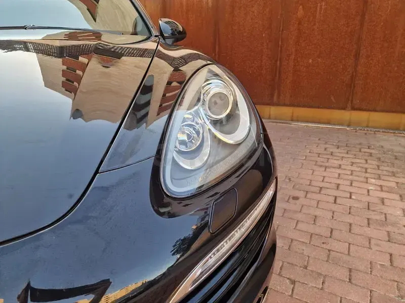Usado Porsche Cayenne Platinum Edition 245 CV (180 kW) 2013 Negro SUV