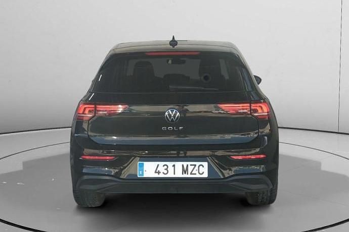 Usado VW Golf VIII Life 116 CV (85 kW) 2025