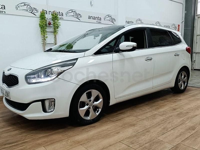 Usado Kia Carens 115 CV (84 kW) 2015 Blanco Monovolumen