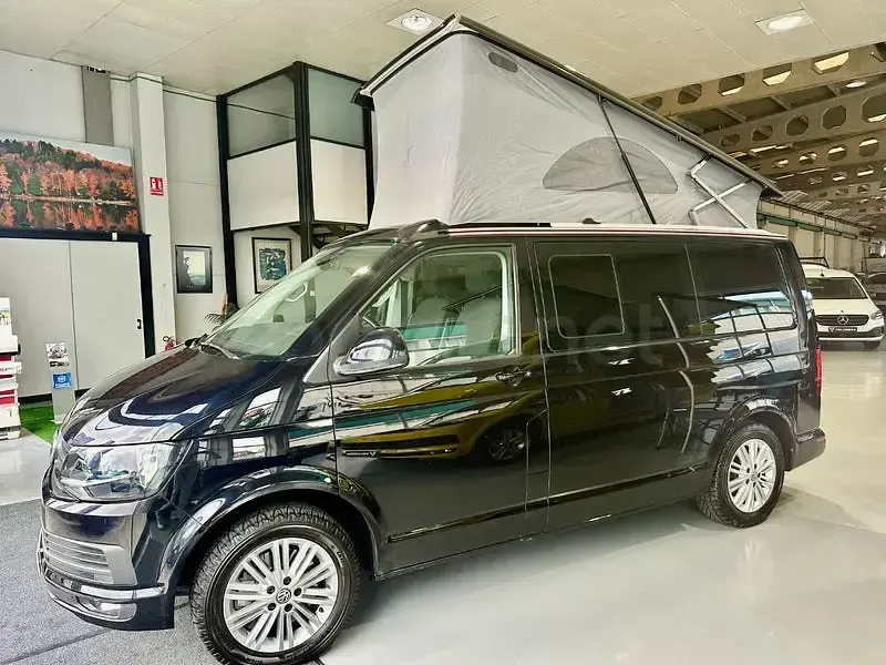 Usado VW California Beach 150 CV (110 kW) 2018 Negro Van