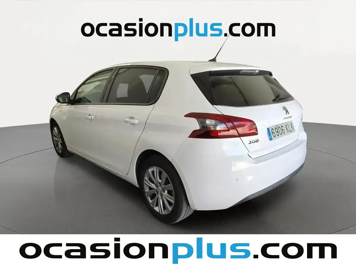 Usado Peugeot 308 Style 110 CV (80 kW) 2018 Blanco Berlina
