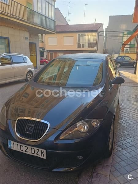 Usado Seat Altea Stylance 140 CV (102 kW) 2006 Negro Monovolumen