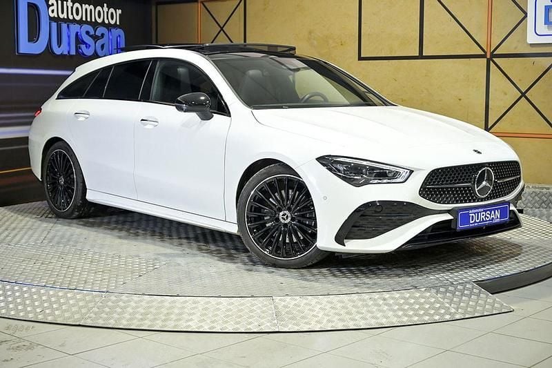 Usado Mercedes CLA220 190 CV (139 kW) 2024 Blanco Berlina