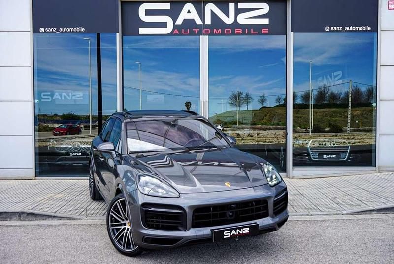 Usado Porsche Cayenne 462 CV (339 kW) 2020 Gris SUV