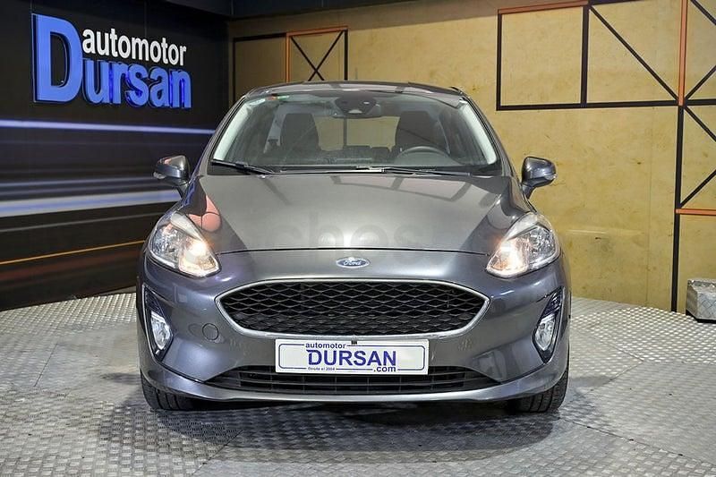 Usado Ford Fiesta Trend 86 CV (63 kW) 2019 Gris Utilitario