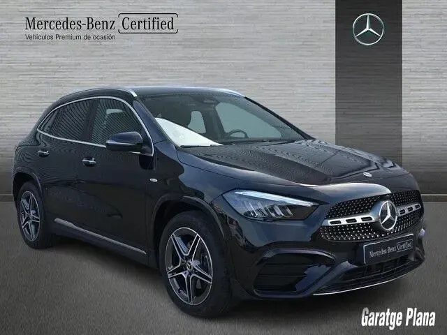 Usado Mercedes GLA250 218 CV (160 kW) 2026 Negro cosmos SUV