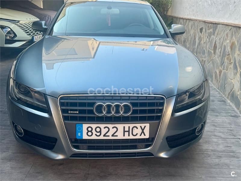 Gris / plata Usado 2011 Audi A5 Sportback Utilitario | 14.500 € (Un poco caro) - Imagen 1/4
