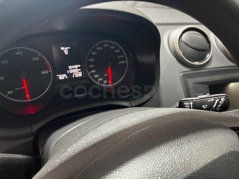 Usado Seat Ibiza Style 90 CV (66 kW) 2016 Blanco Berlina