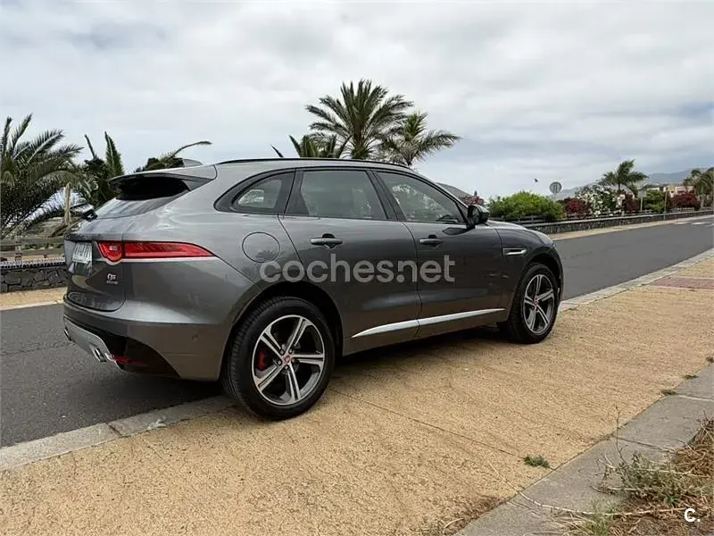 Usado Jaguar F-Pace S 300 CV (220 kW) 2018 Beige SUV