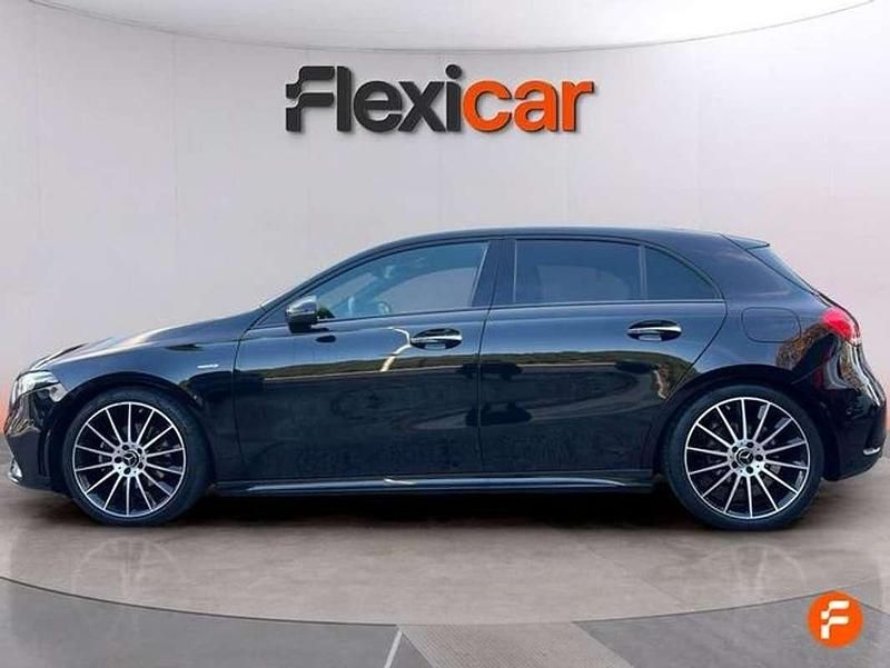 Usado Mercedes A200 150 CV (110 kW) 2021 Negro Berlina