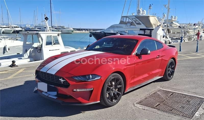 Usado Ford Mustang Fastback 291 CV (214 kW) 2020 Rojo Coupe