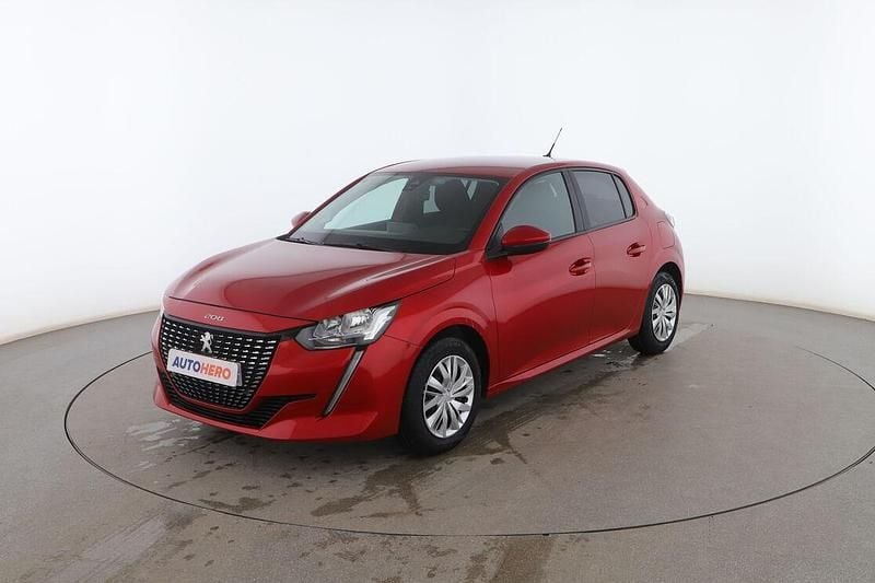 Usado Peugeot 208 Active 75 CV (55 kW) 2021 Rojo Utilitario