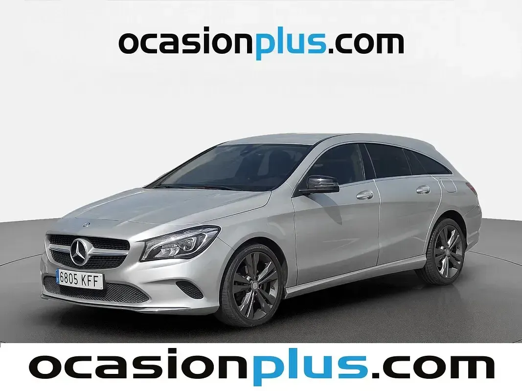 Usado Mercedes CLA200 Shooting Brake 136 CV (100 kW) 2017 Familiar