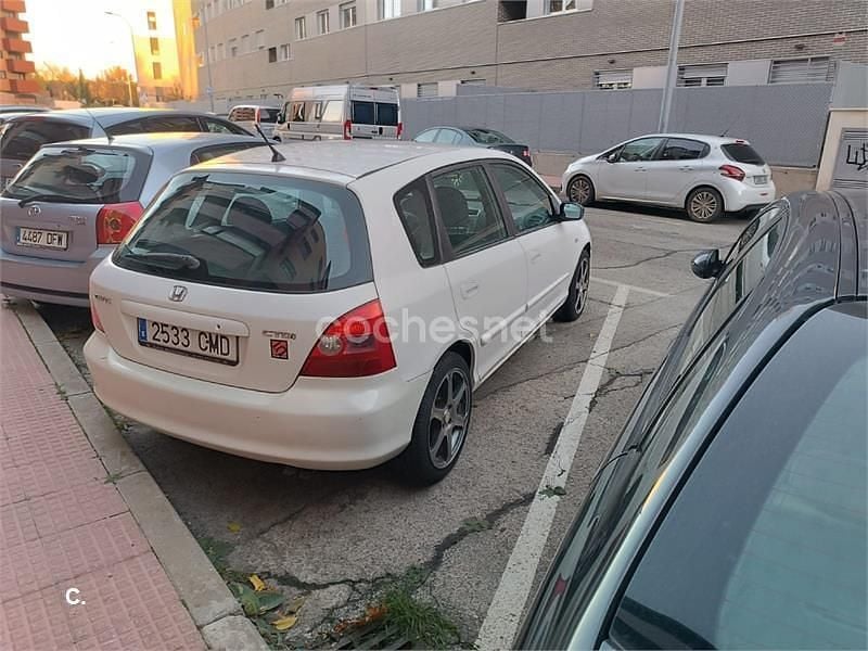 Usado Honda Civic S 100 CV (73 kW) 2003 Blanco Berlina