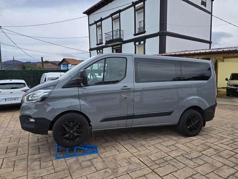 Usado Ford Tourneo Trend 105 CV (77 kW) 2019 Gris Monovolumen