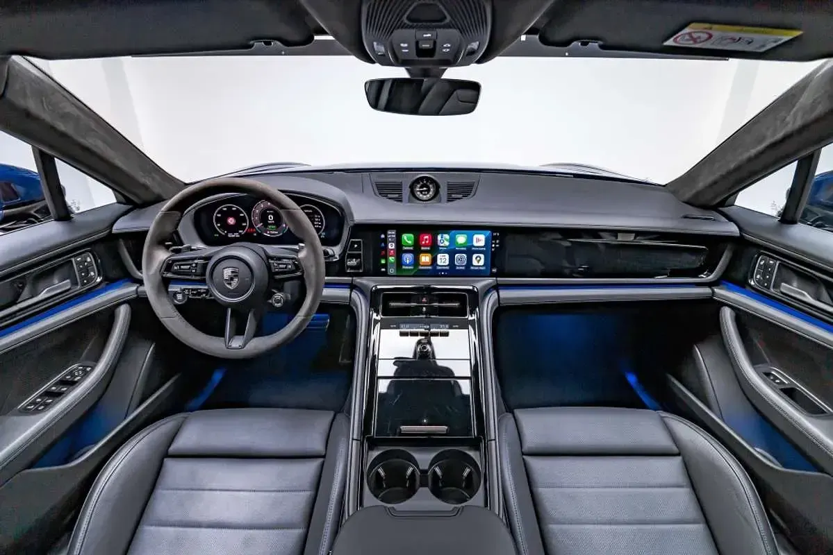 Usado Porsche Panamera Turbo E-Hybrid 680 CV (500 kW) 2025 Azul Utilitario