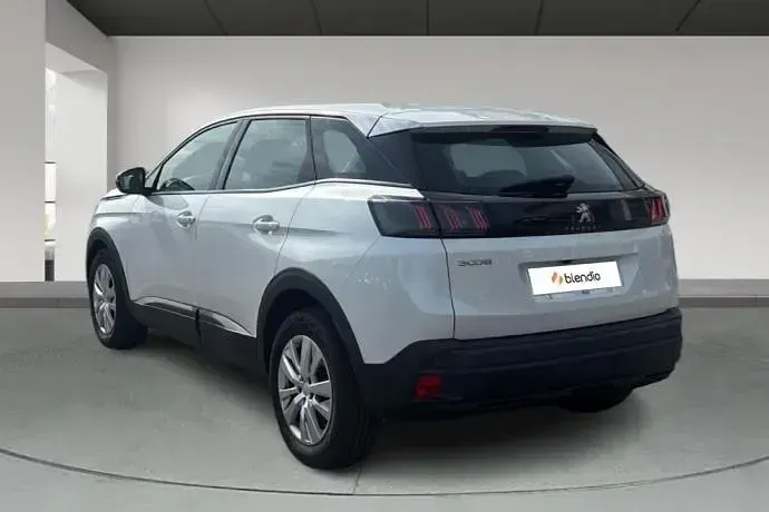 Usado Peugeot 3008 Active 130 CV (95 kW) 2021 SUV