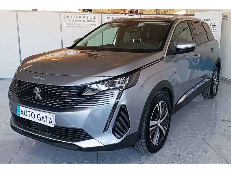 Gris Usado 2021 Peugeot 5008 Allure Monovolumen | 23.900 € (Un poco caro) - Imagen 1/4