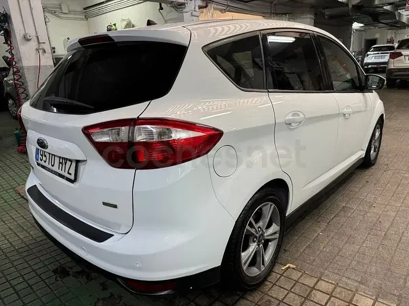 Usado Ford C-MAX Trend 125 CV (91 kW) 2014 Blanco Monovolumen