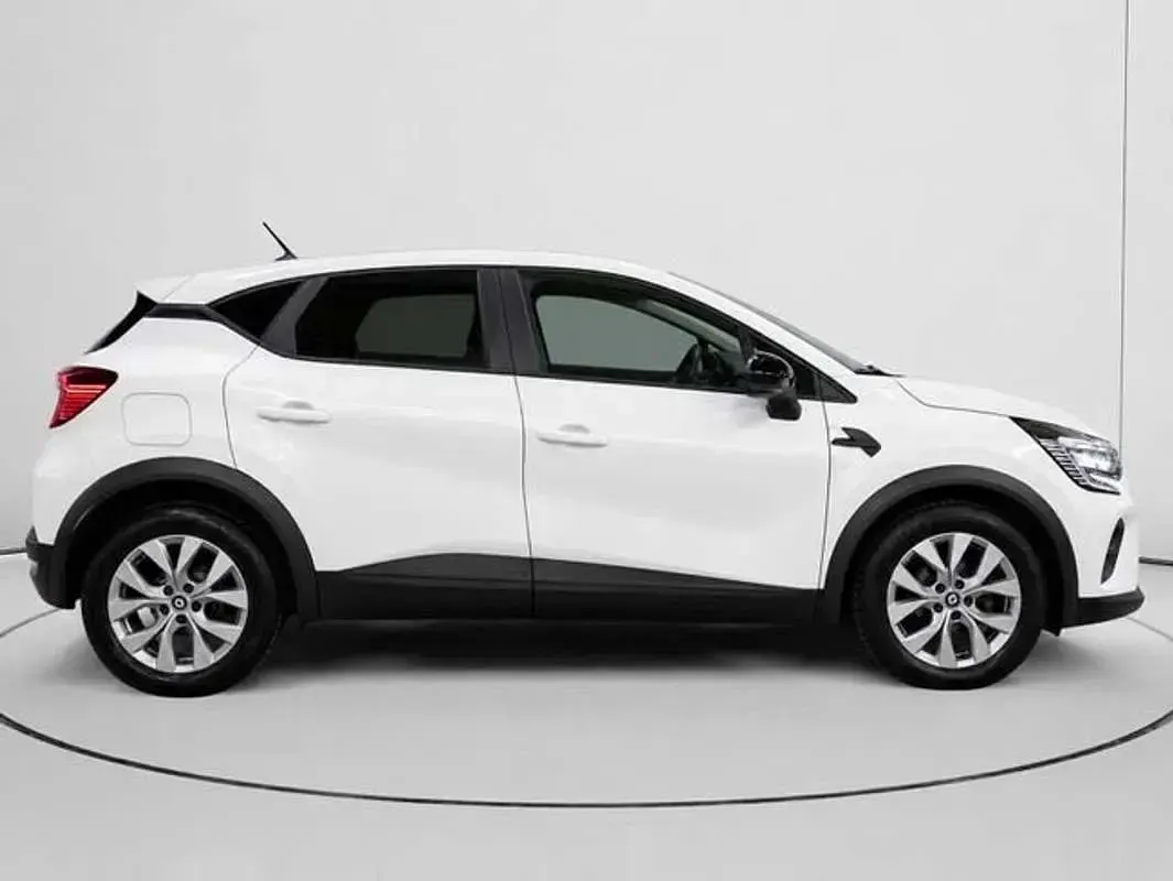 Usado Renault Captur Intens 101 CV (74 kW) 2022 Blanco SUV