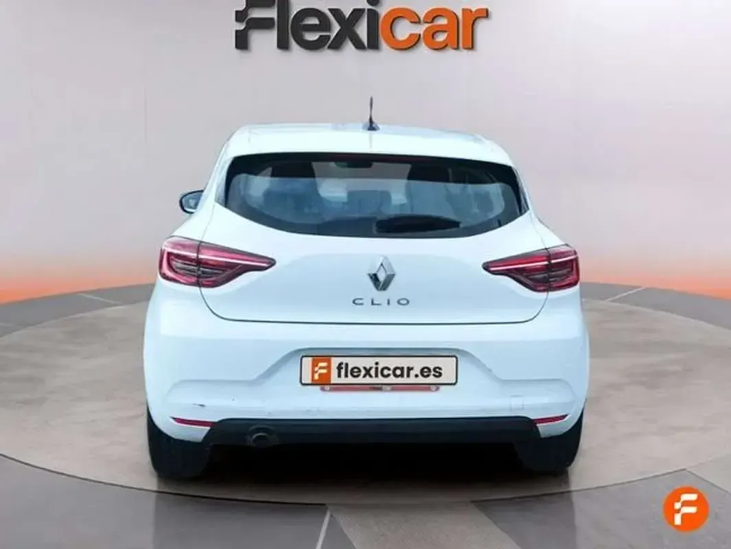 Begagnad Renault Clio V Intens 91 HK (66 kW) 2021 Vit Halvkombi