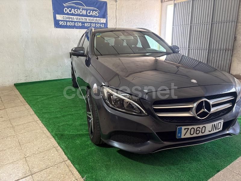 Usado Mercedes C220 Avantgarde 170 CV (125 kW) 2016 Gris / plata Familiar