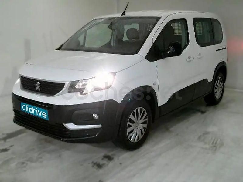 Usado Peugeot Rifter Active 100 CV (73 kW) 2021 Blanco Monovolumen