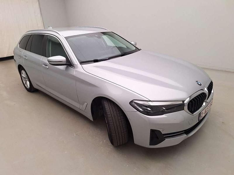 Usado BMW 520 190 CV (139 kW) 2021 Gris Familiar