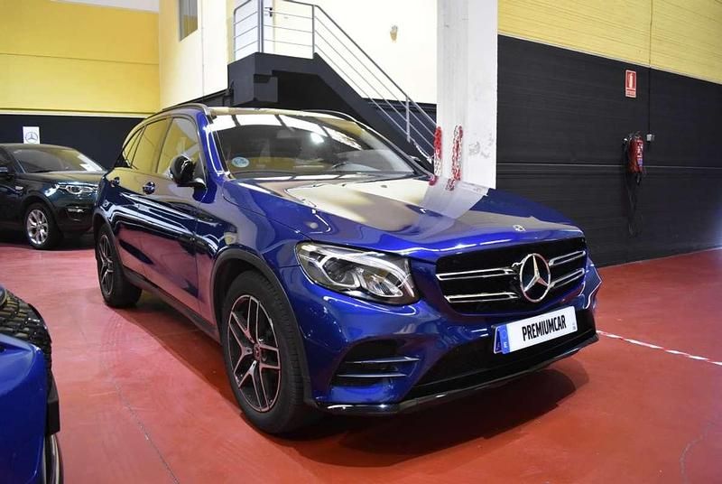 Usado Mercedes GLC250 211 CV (155 kW) 2019 Azul SUV