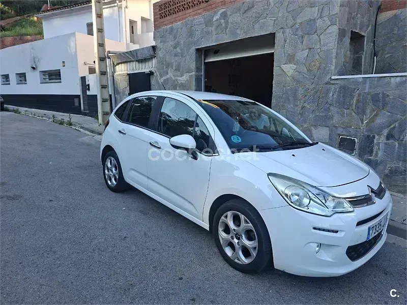 Usado Citroën C3 Live 82 CV (60 kW) 2015 Blanco Berlina