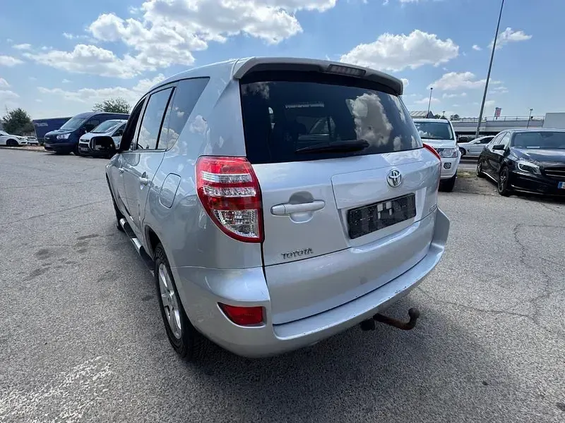 Usado Toyota RAV4 Active 150 CV (110 kW) 2009 Gris / plata SUV