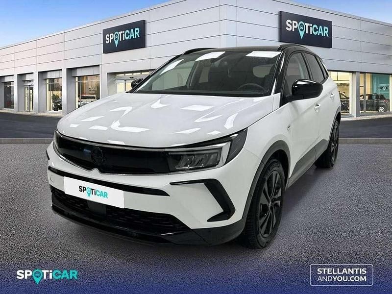Blanco Usado 2024 Opel Grandland X S SUV | 24.900 € (Buen precio) - Imagen 1/4