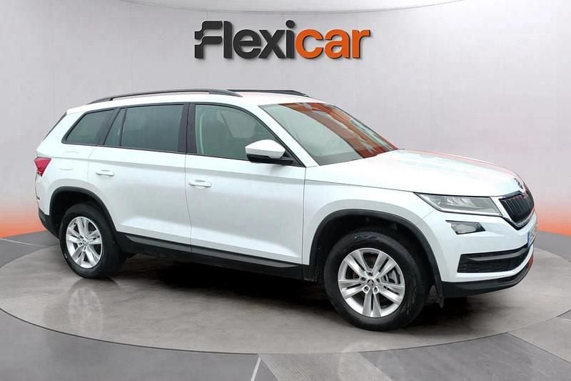Usado Skoda Kodiaq LAURIN & KLEMENT 150 CV (110 kW) 2021 Blanco SUV