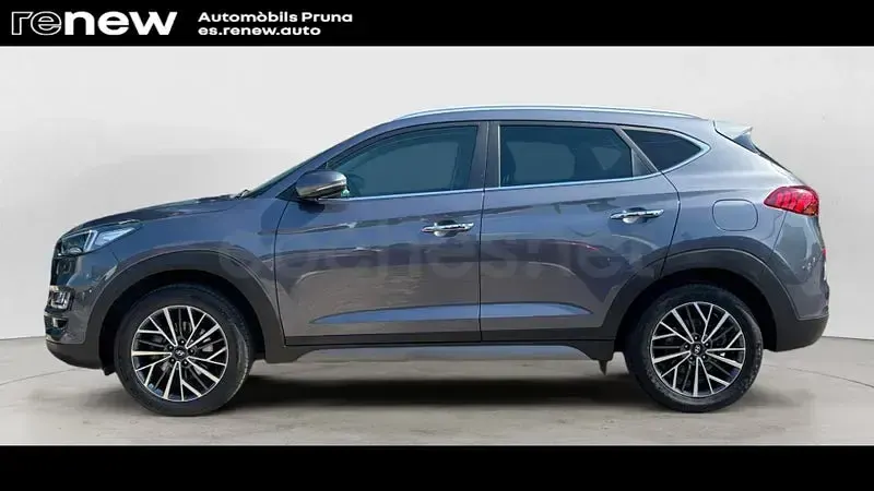 Usado Hyundai Tucson 131 CV (96 kW) 2018 Gris / plata SUV