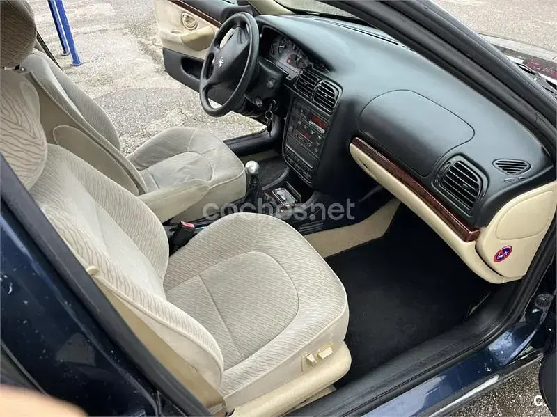 Usado Peugeot 406 150 CV (110 kW) 1997 Azul Berlina