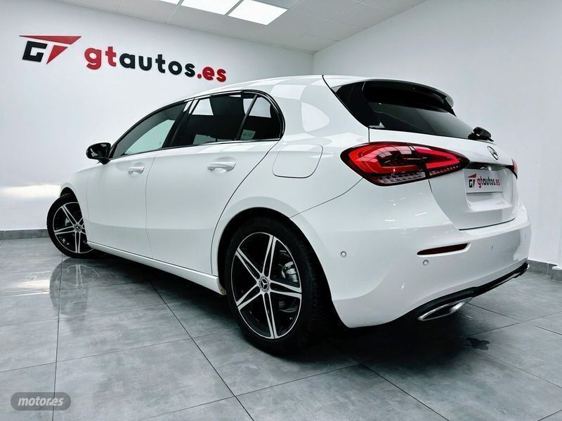 Blanco Usado 2018 Mercedes A180 Utilitario | 22.650 € (Caro) - Imagen 1/4