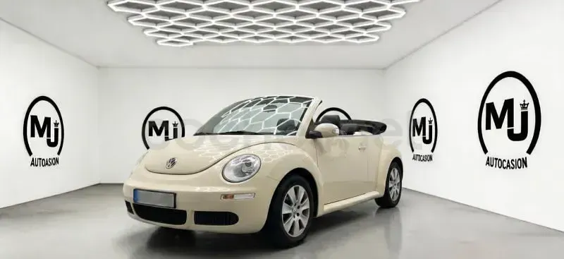 Usado VW New Beetle 105 CV (77 kW) 2010 Beige Utilitario