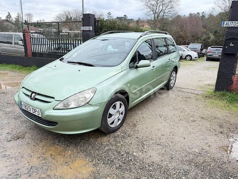 Usado Peugeot 307 110 CV (80 kW) 2005 Verde Familiar