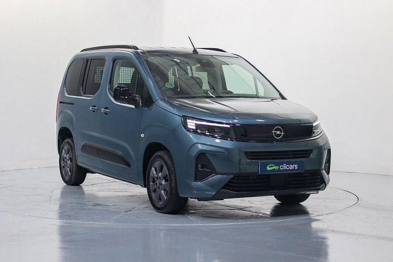 Usado Opel Combo S 100 CV (73 kW) 2024 Azul Familiar